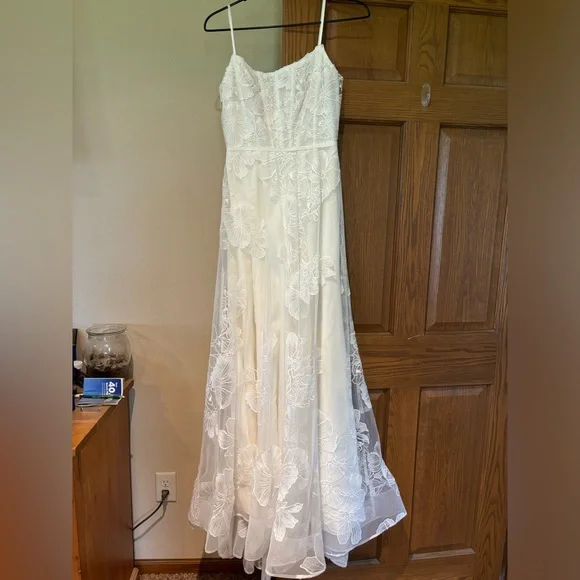 WTOO by Watters Lizbeth wedding dress - Picture 4 of 6